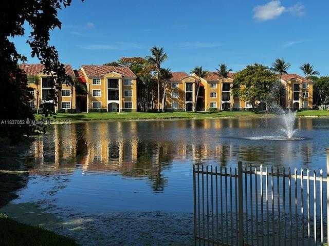 Small Image of 2151 WEST PRESERVE WAY #202, Miramar Number 5