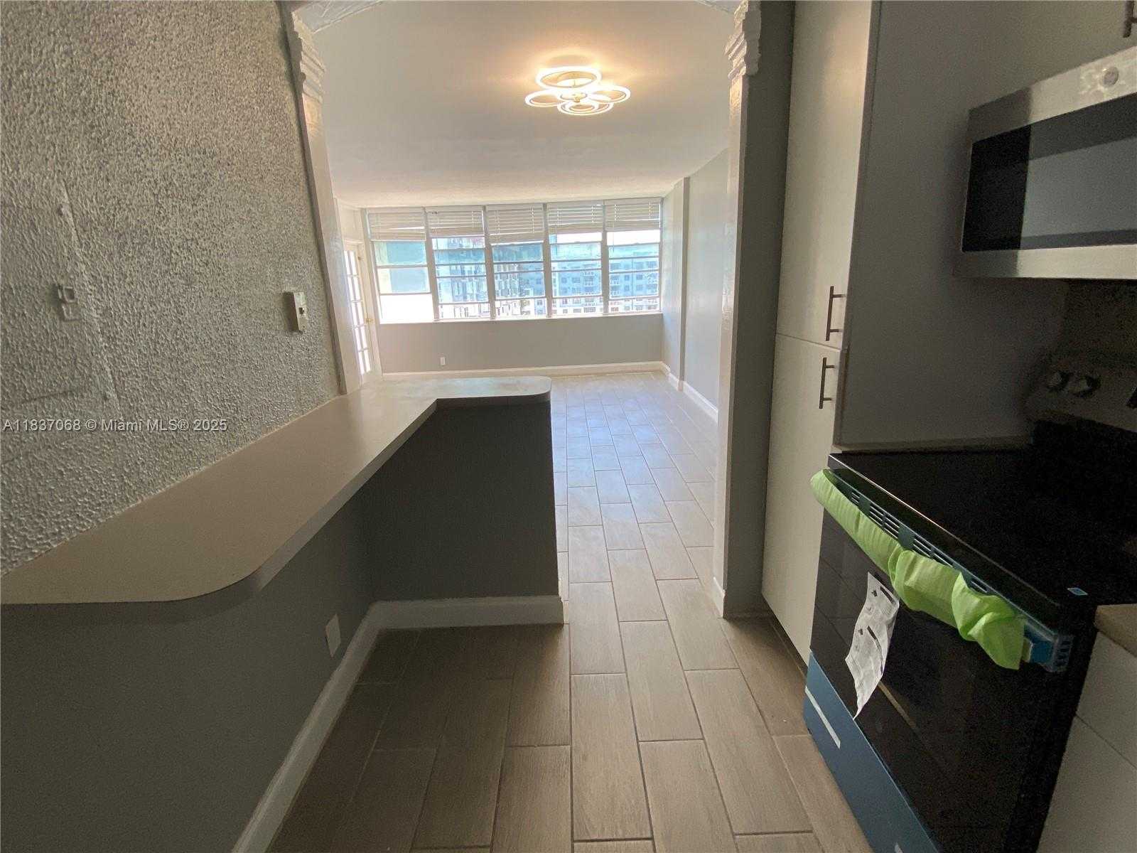 Small Image of 2025 NORTH EAST 164TH ST #807, North Miami Beach Number 10