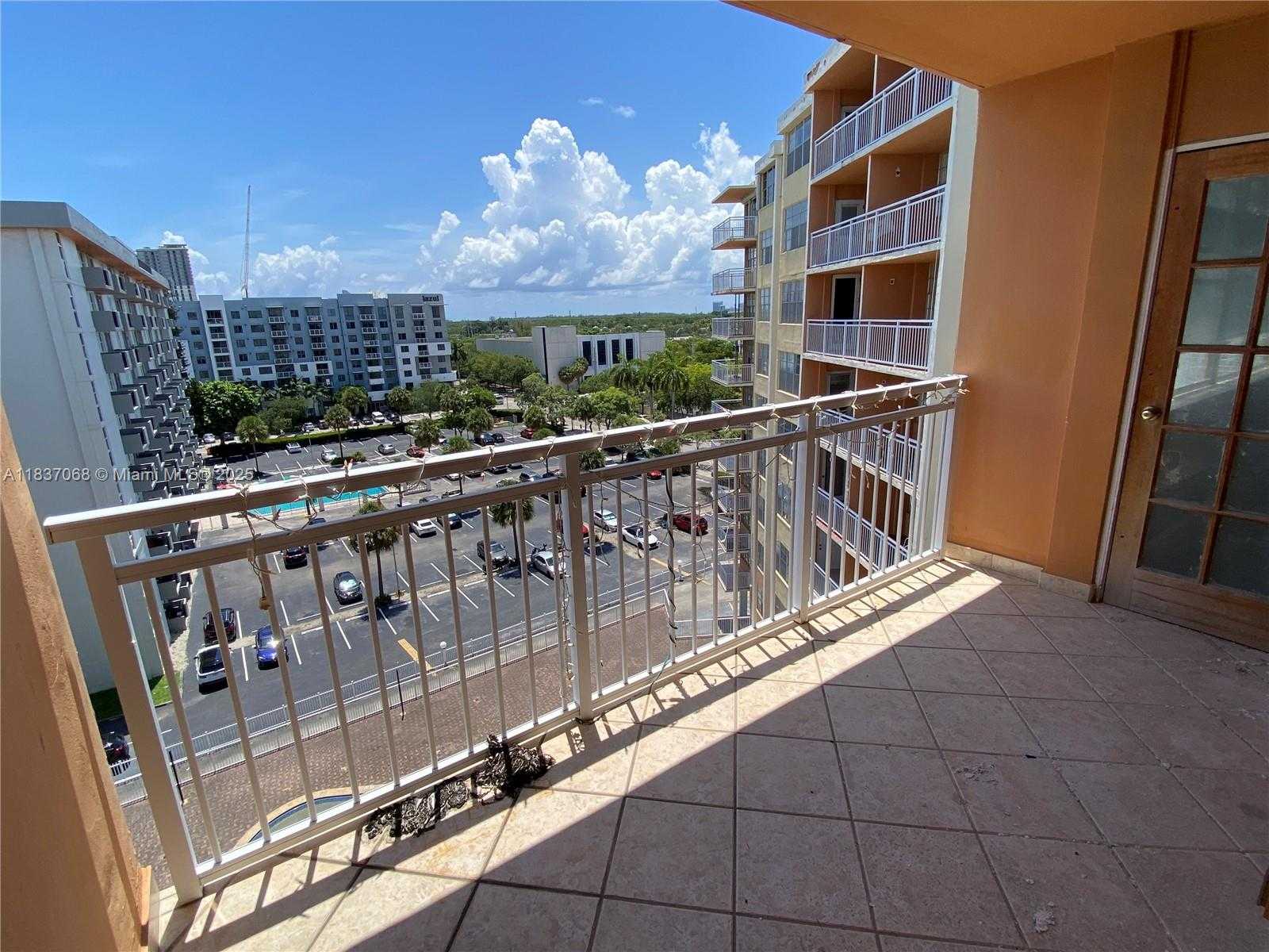 Small Image of 2025 NORTH EAST 164TH ST #807, North Miami Beach Number 22