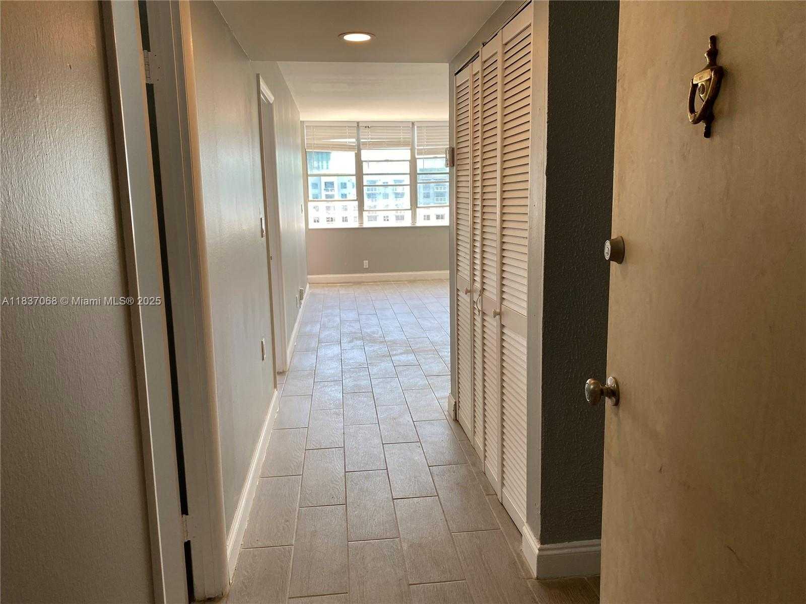 Small Image of 2025 NORTH EAST 164TH ST #807, North Miami Beach Number 4