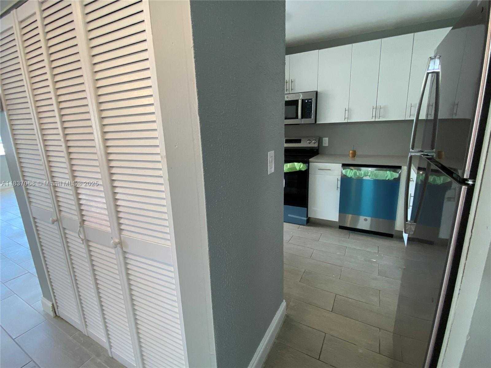 Small Image of 2025 NORTH EAST 164TH ST #807, North Miami Beach Number 7