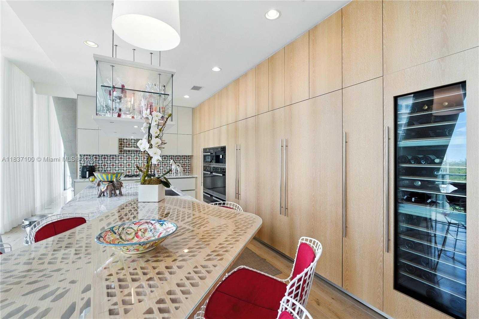 Small Image of 2675 SOUTH BAYSHORE DR #1601S, Miami Number 11