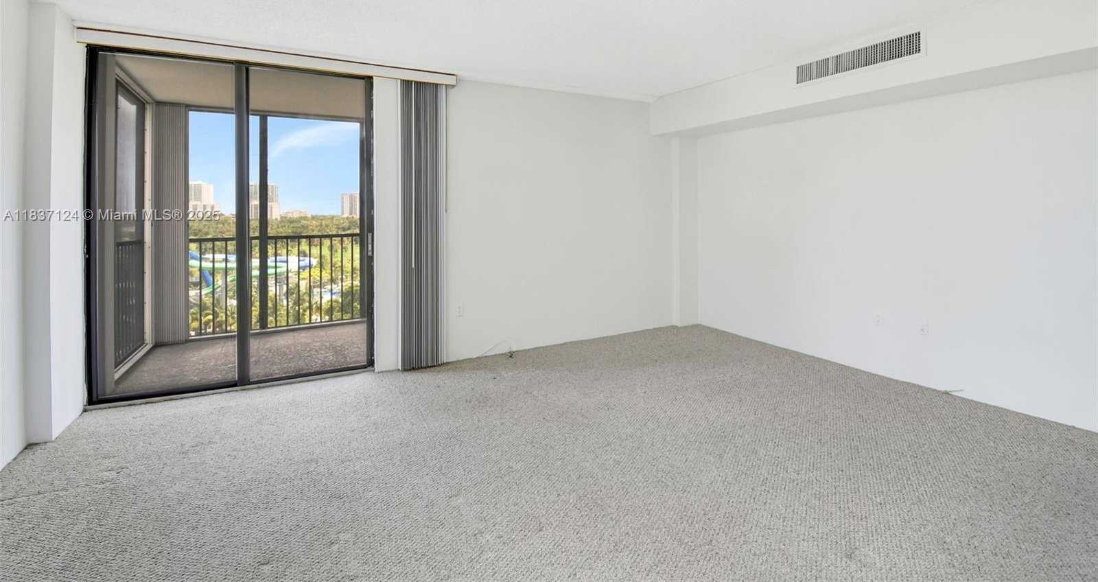 Small Image of 20100 WEST COUNTRY CLUB DR #1005, Aventura Number 16