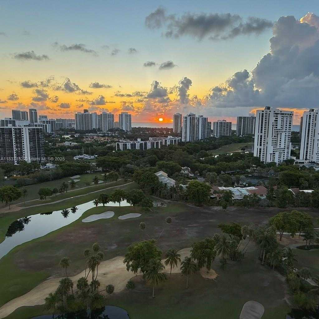 Small Image of 20379 WEST COUNTRY CLUB DR #2333, Aventura Number 27