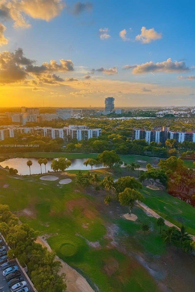 Small Image of 20379 WEST COUNTRY CLUB DR #2333, Aventura Number 28