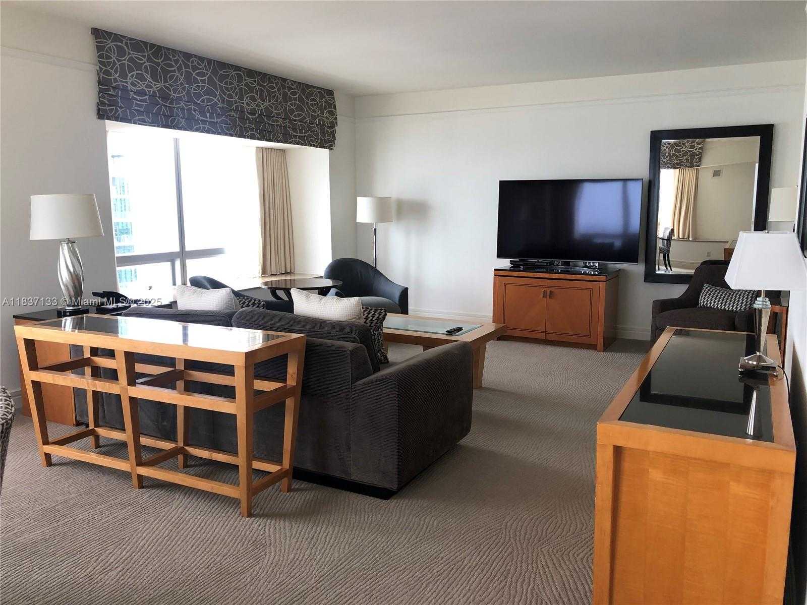 Small Image of 1435 BRICKELL AVE #3106, Miami Number 8