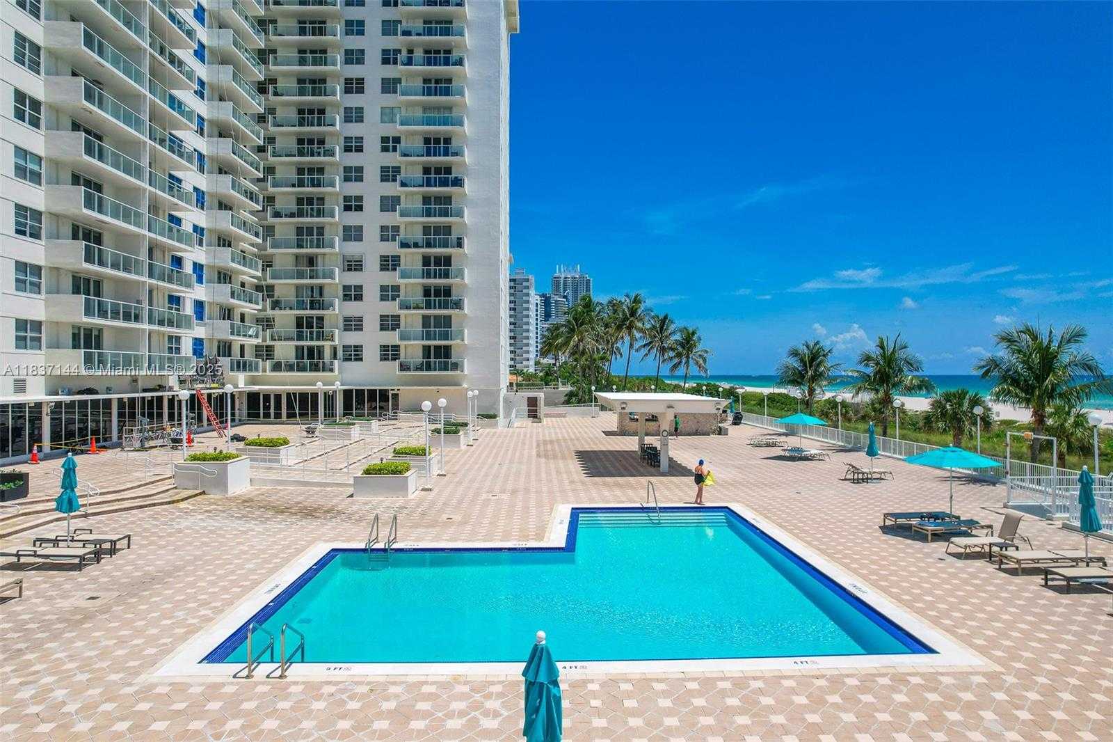 Small Image of 5701 COLLINS AVE #1611, Miami Beach Number 38
