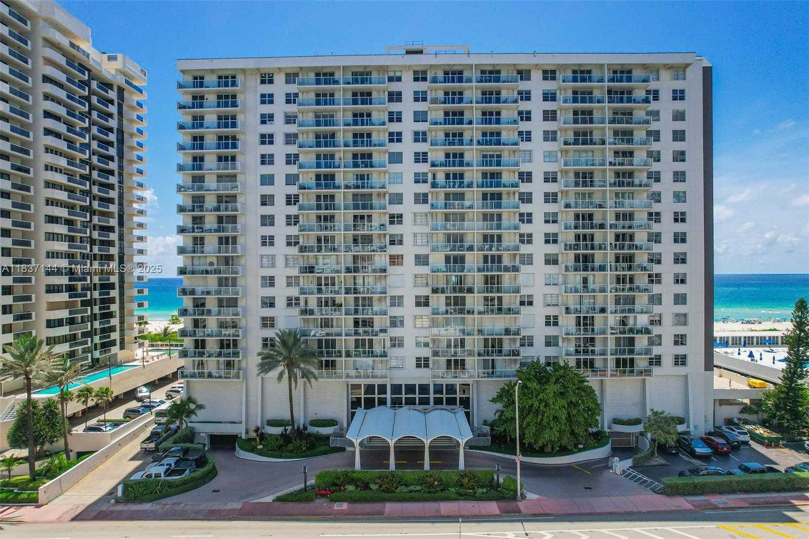 Small Image of 5701 COLLINS AVE #1611, Miami Beach Number 46