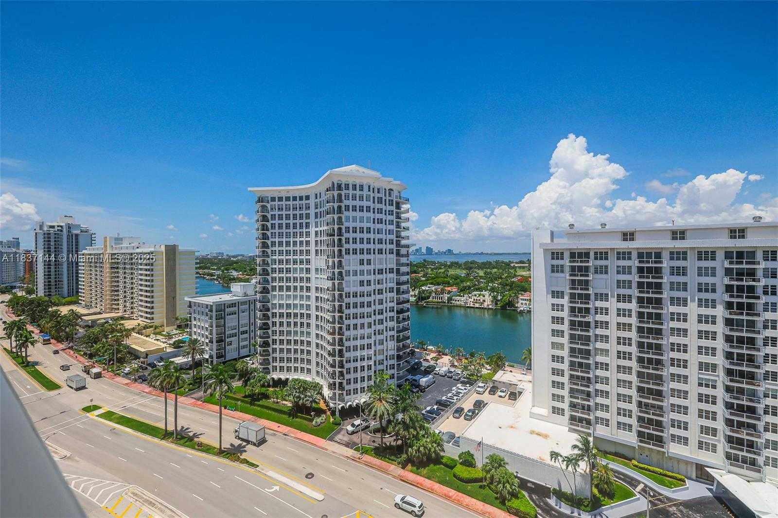 Small Image of 5701 COLLINS AVE #1611, Miami Beach Number 6