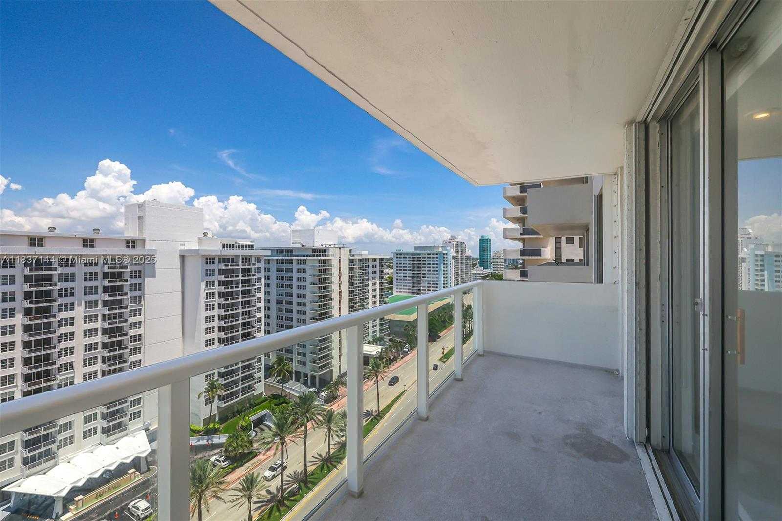 Small Image of 5701 COLLINS AVE #1611, Miami Beach Number 7