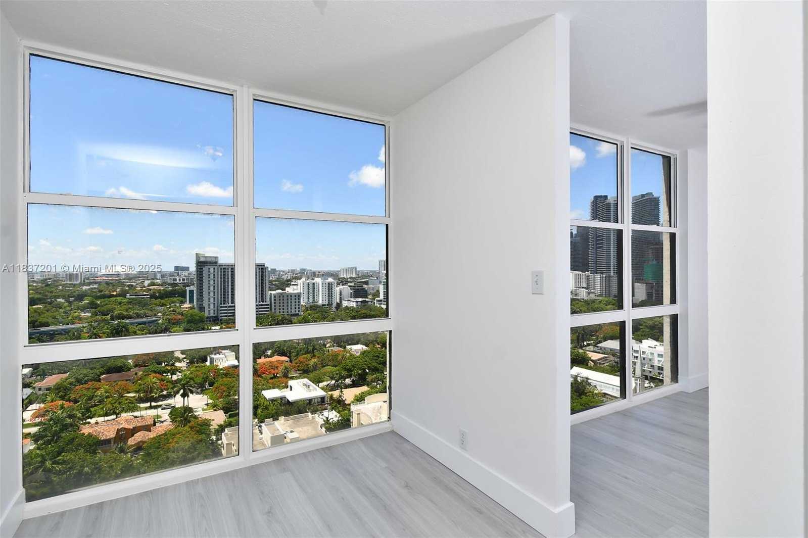 Small Image of 1901 BRICKELL AVE #B2209, Miami Number 2