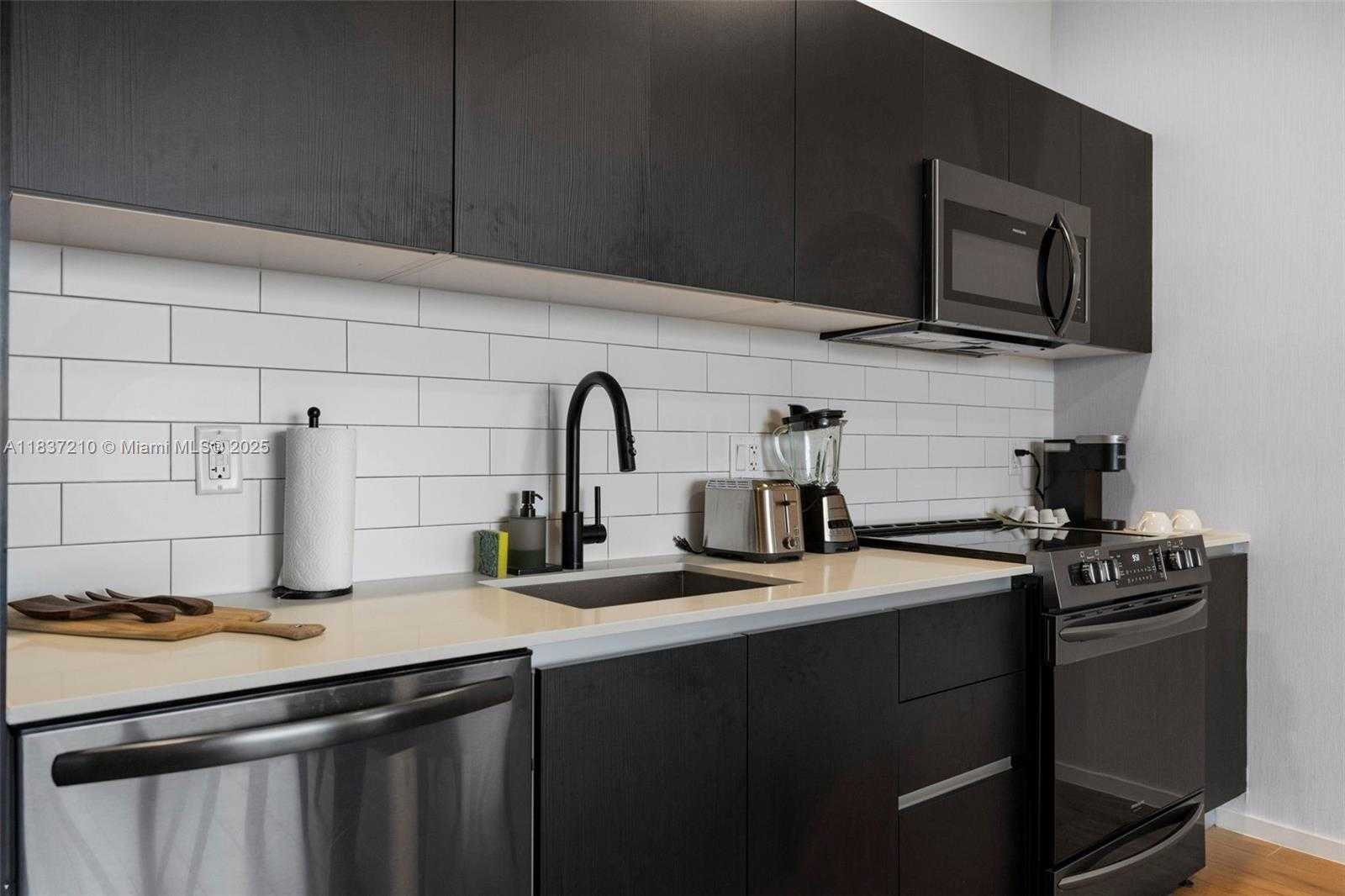 Small Image of 398 NORTH EAST 5TH ST #3219, Miami Number 15