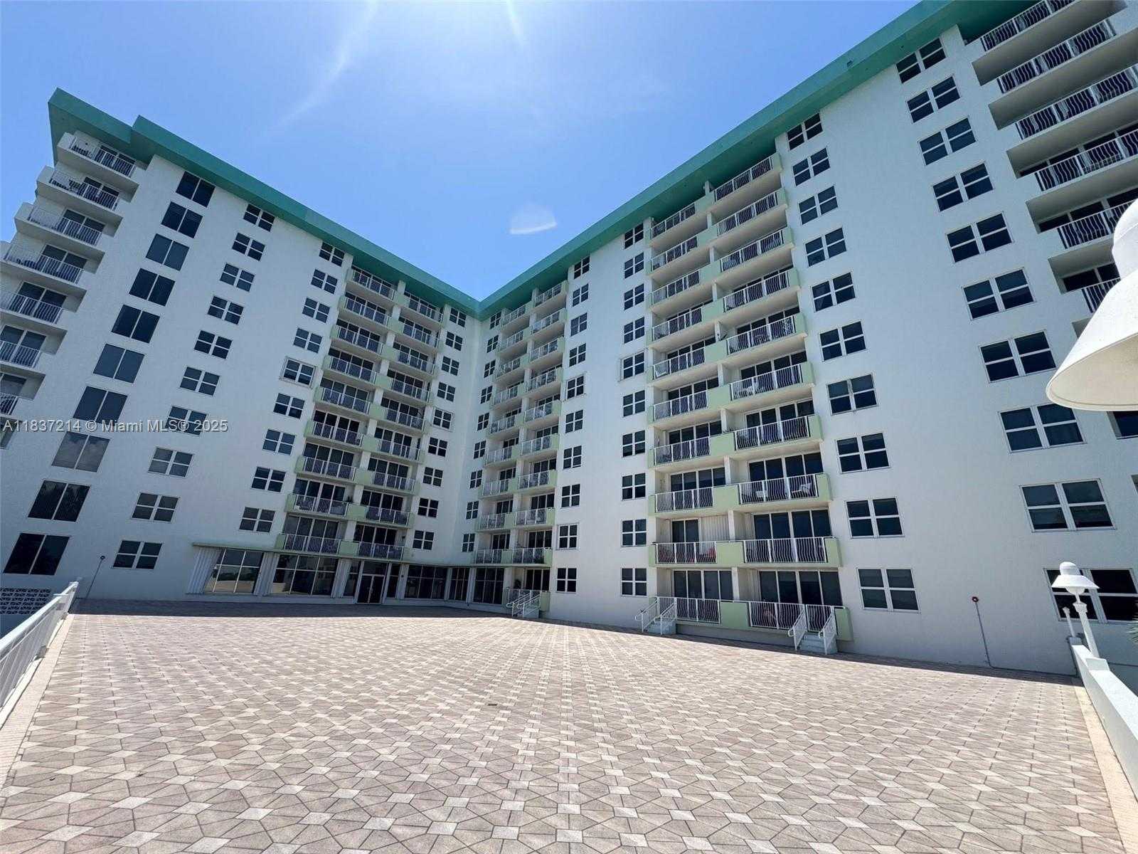 Small Image of 10350 WEST BAY HARBOR DR #9T, Bay Harbor Islands Number 2