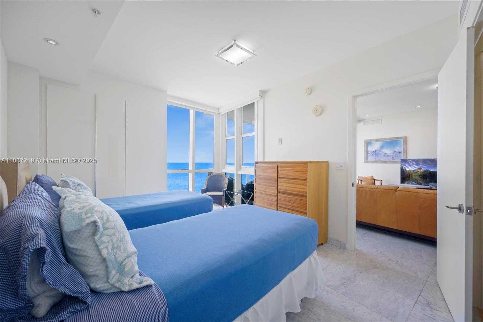 Small Image of 18201 COLLINS AVE #1006, Sunny Isles Beach Number 10