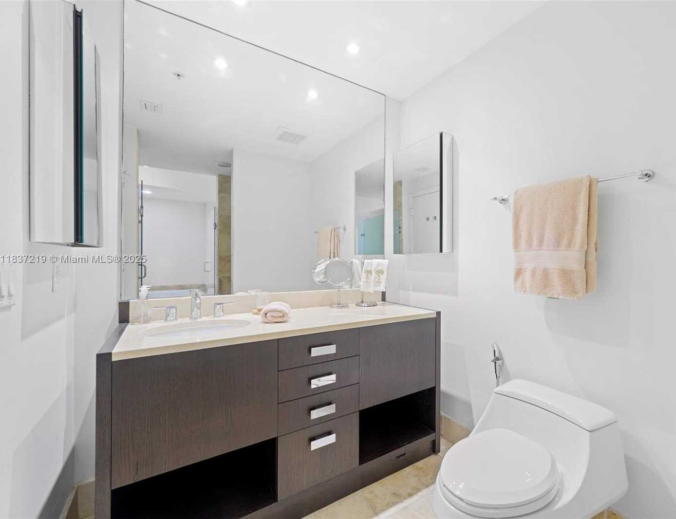 Small Image of 18201 COLLINS AVE #1006, Sunny Isles Beach Number 17