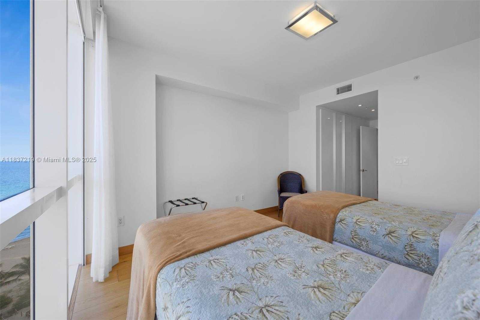 Small Image of 18201 COLLINS AVE #1006, Sunny Isles Beach Number 19