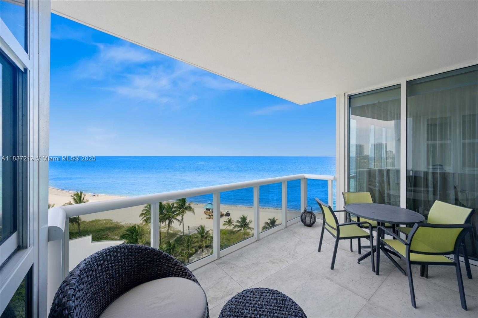 Small Image of 18201 COLLINS AVE #1006, Sunny Isles Beach Number 25