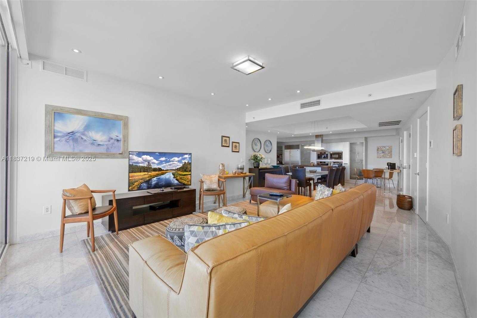 Small Image of 18201 COLLINS AVE #1006, Sunny Isles Beach Number 3