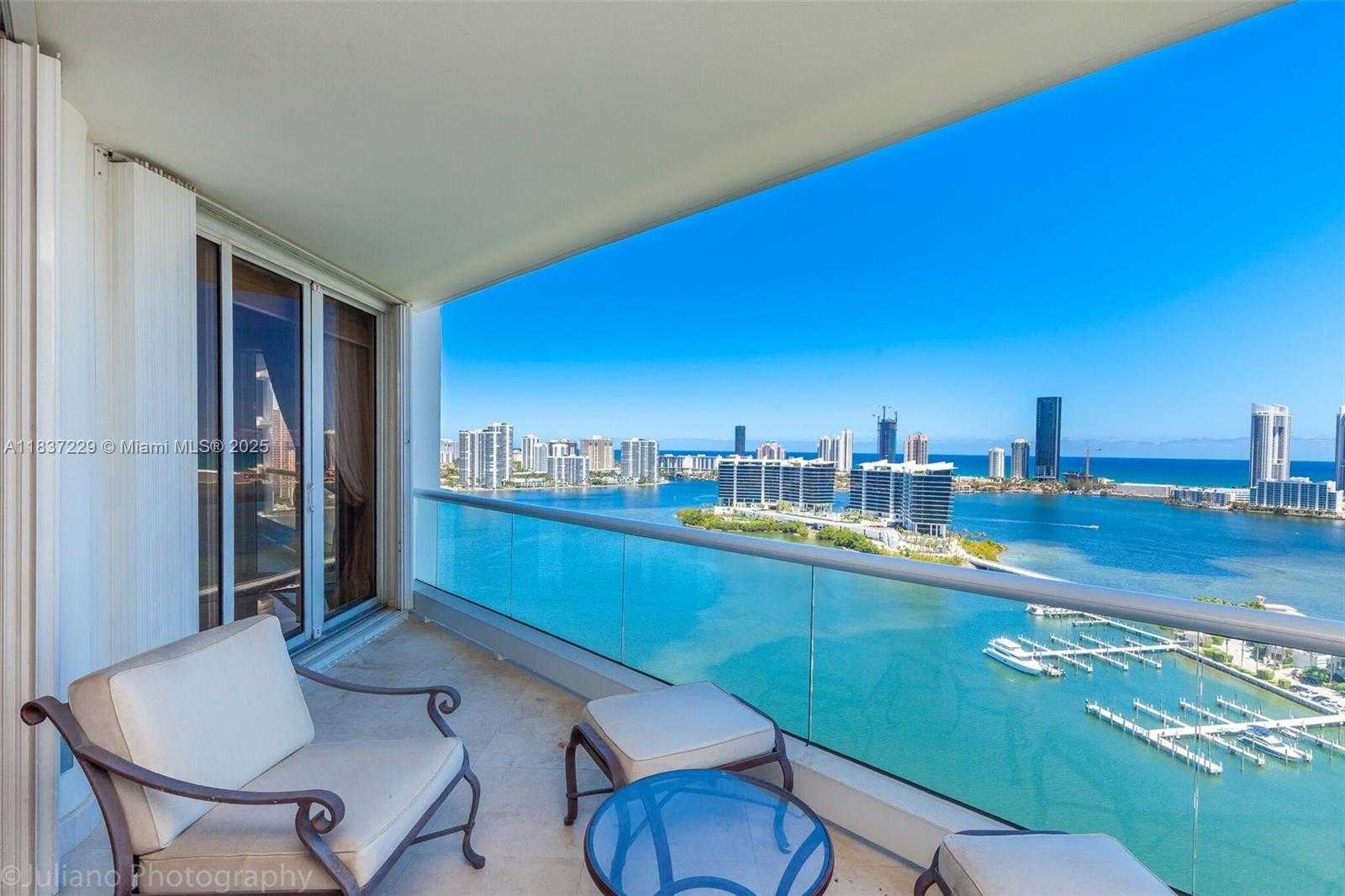 Small Image of 7000 ISLAND BLVD #2504, Aventura Number 26
