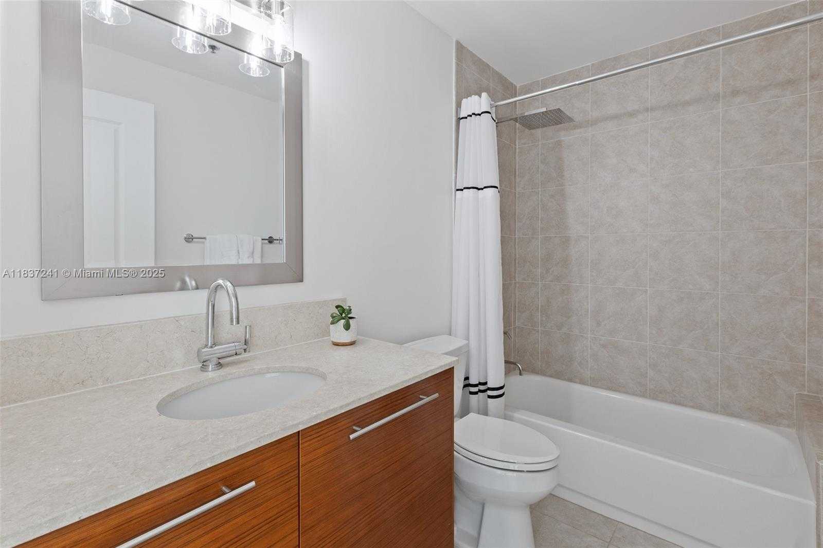 Small Image of 2681 NORTH FLAMINGO RD #2508S, Sunrise Number 16