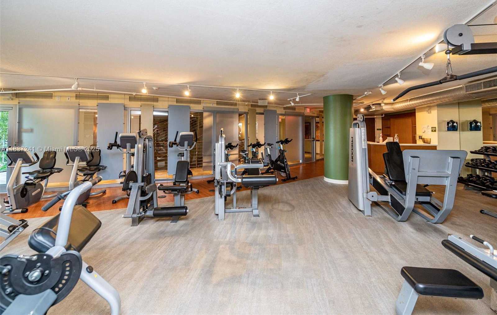Small Image of 2681 NORTH FLAMINGO RD #2508S, Sunrise Number 34