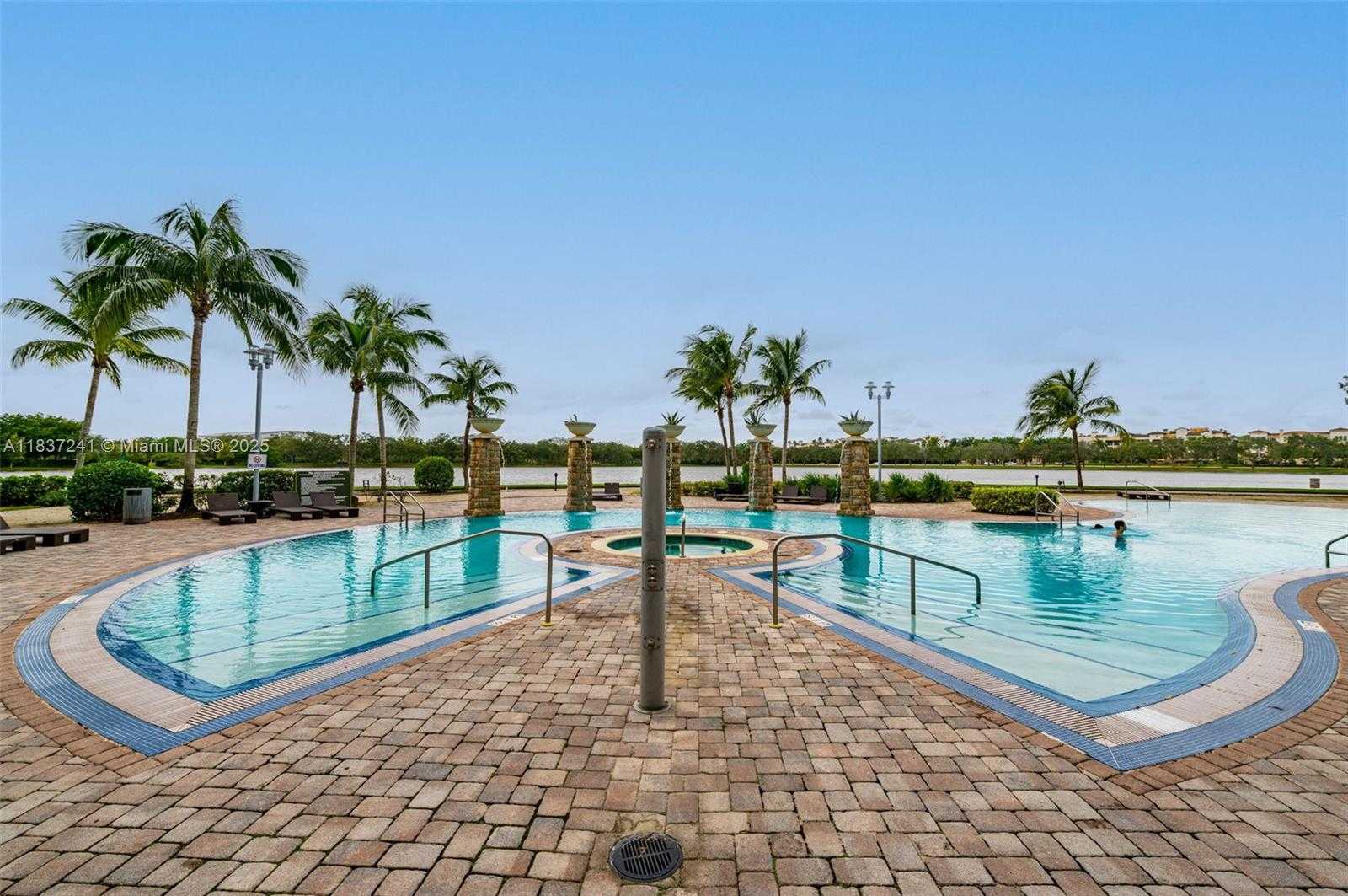 Small Image of 2681 NORTH FLAMINGO RD #2508S, Sunrise Number 38