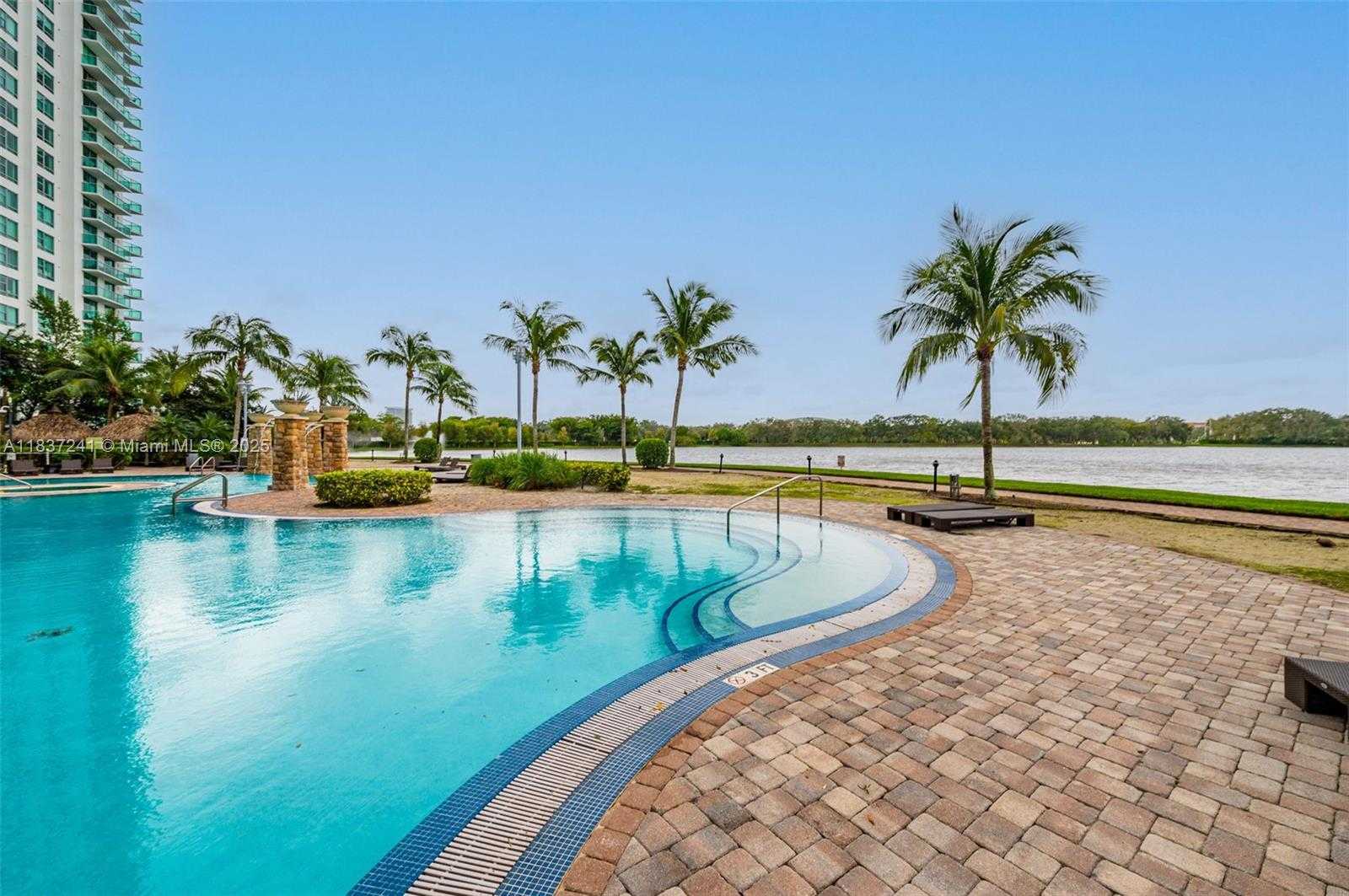 Small Image of 2681 NORTH FLAMINGO RD #2508S, Sunrise Number 43