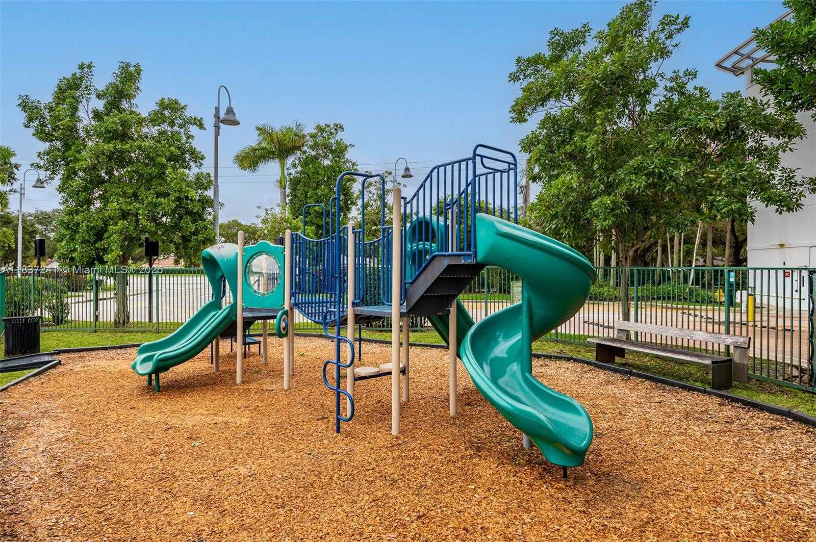 Small Image of 2681 NORTH FLAMINGO RD #2508S, Sunrise Number 46