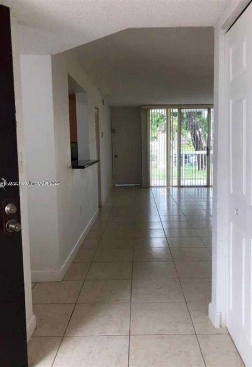 Small Image of 4653 NORTH WEST 97 #21, Doral Number 2