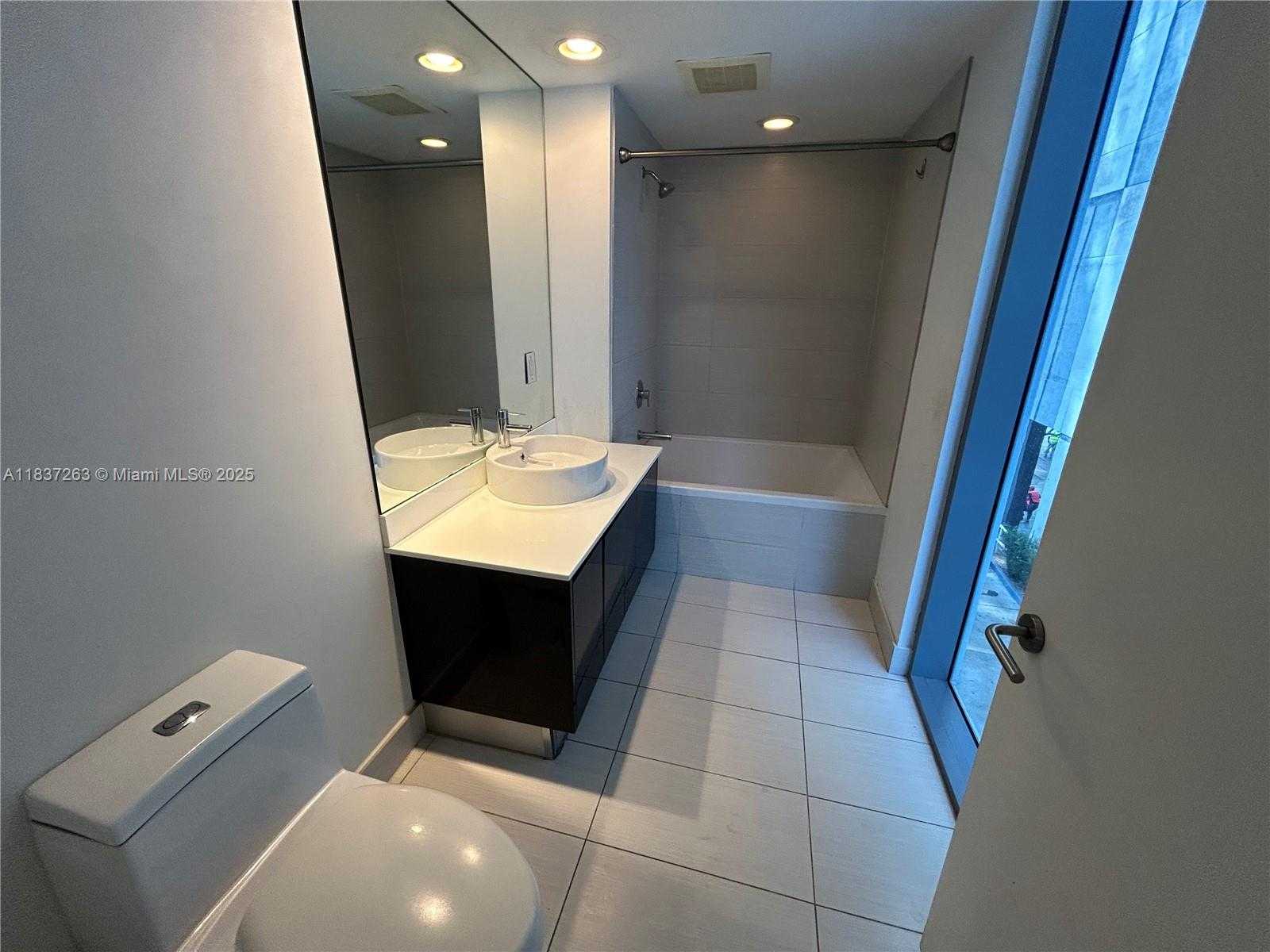 Small Image of 31 SOUTH EAST 6TH ST #407, Miami Number 10