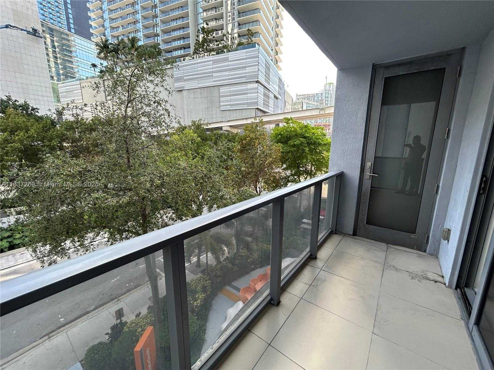 Small Image of 31 SOUTH EAST 6TH ST #407, Miami Number 14