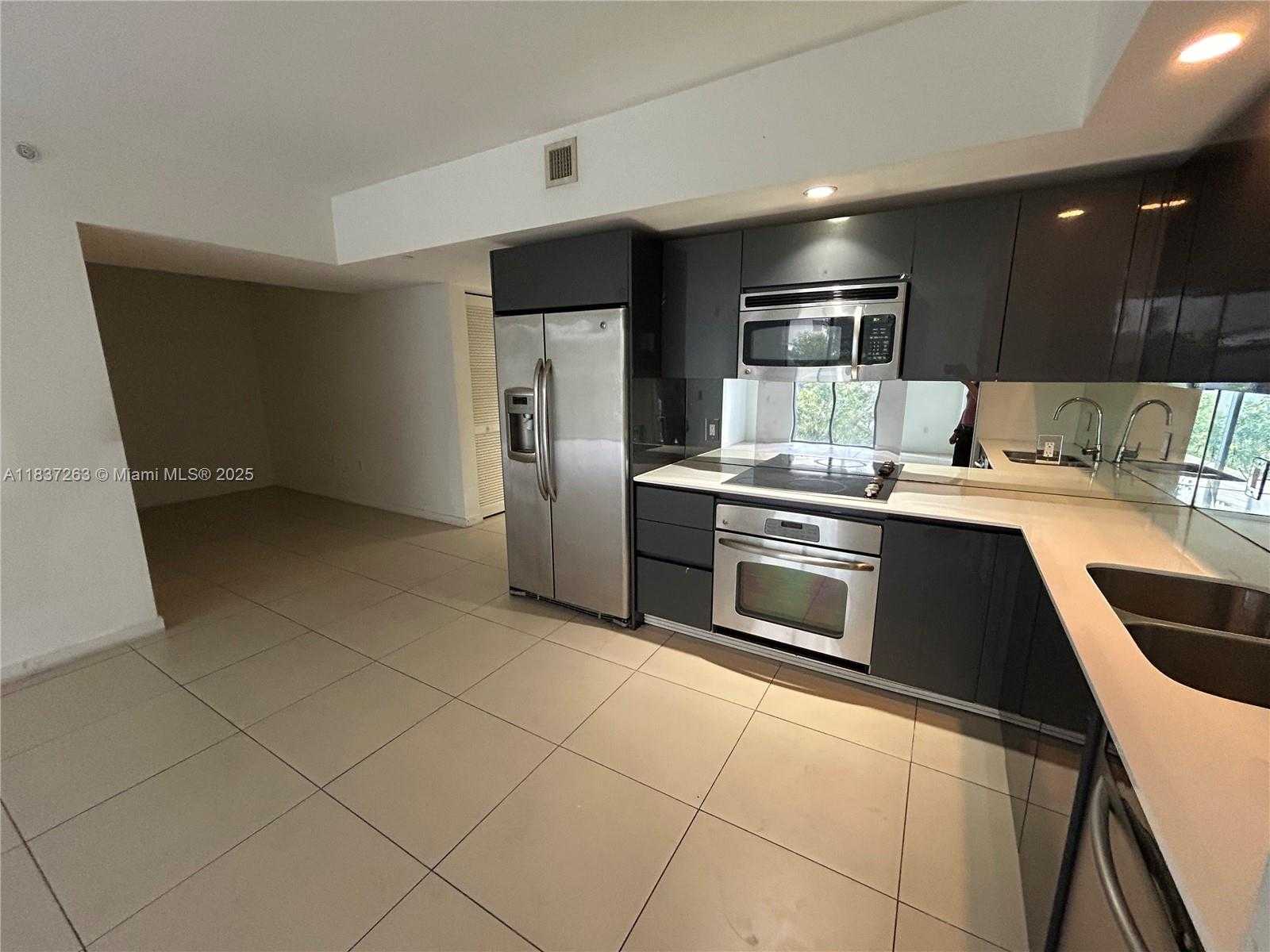 Small Image of 31 SOUTH EAST 6TH ST #407, Miami Number 2