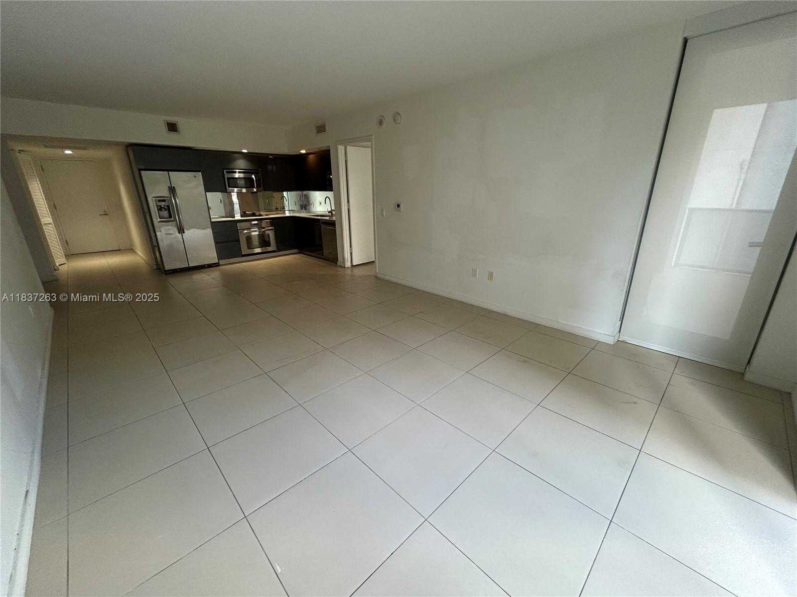 Small Image of 31 SOUTH EAST 6TH ST #407, Miami Number 3