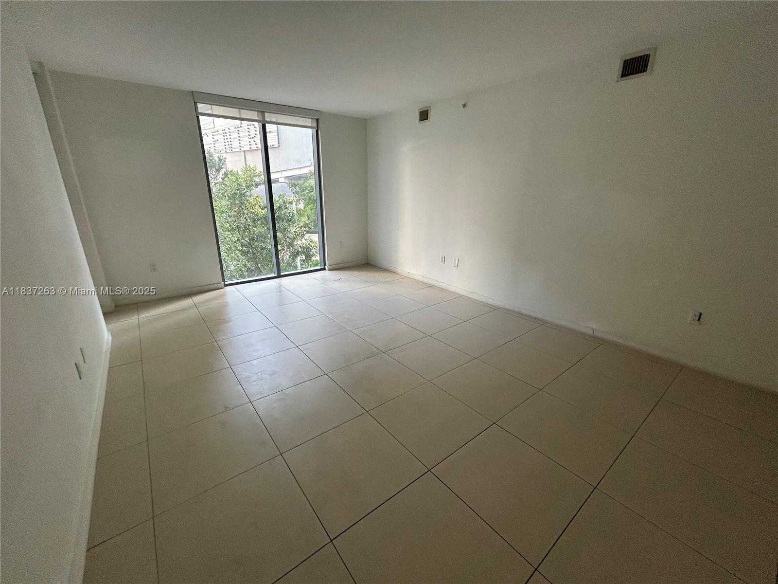 Small Image of 31 SOUTH EAST 6TH ST #407, Miami Number 6