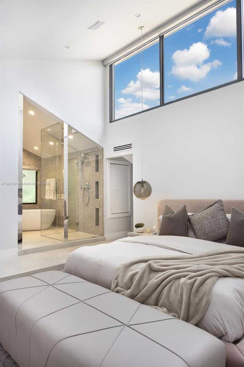 Small Image of 7045 SOUTH WEST 67TH AVE #40, South Miami Number 17