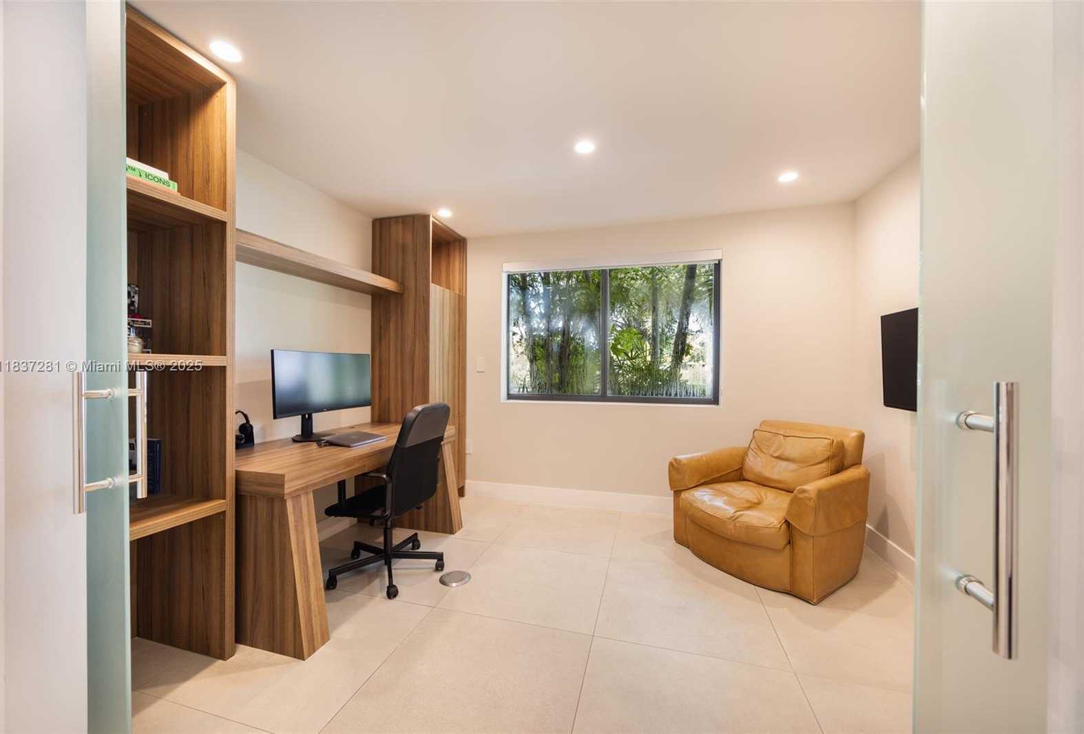 Small Image of 7045 SOUTH WEST 67TH AVE #40, South Miami Number 29