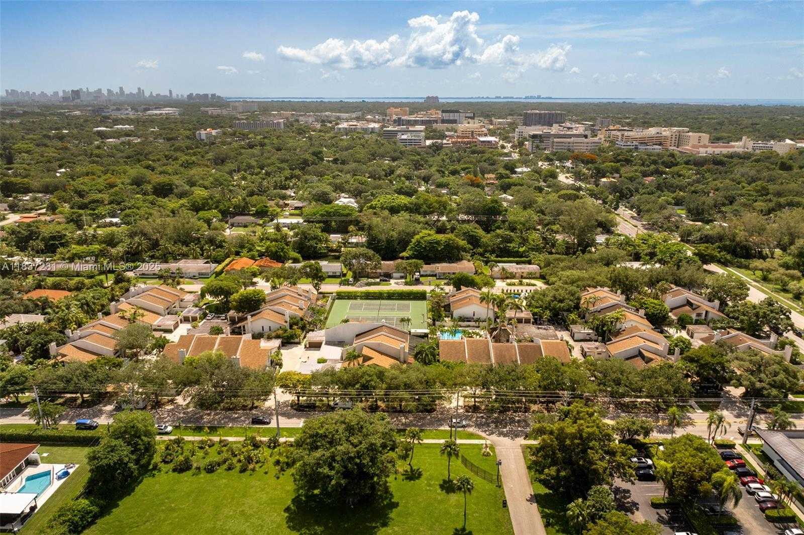 Small Image of 7045 SOUTH WEST 67TH AVE #40, South Miami Number 46