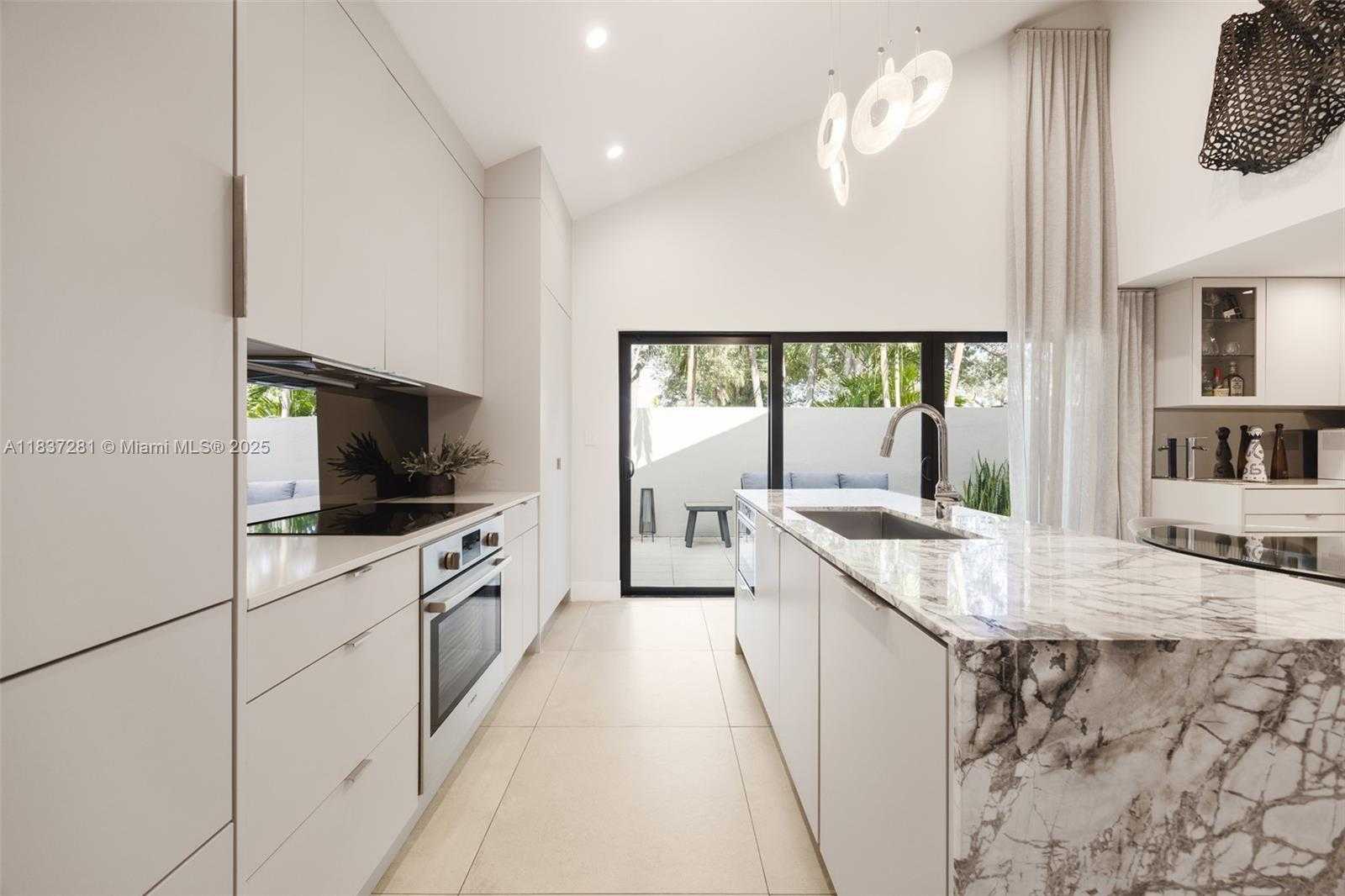 Small Image of 7045 SOUTH WEST 67TH AVE #40, South Miami Number 9