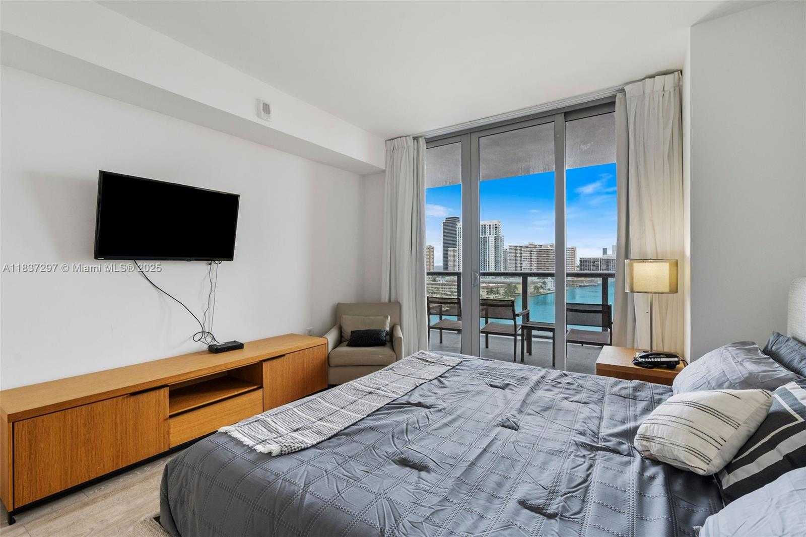 Small Image of 2602 EAST HALLANDALE BEACH BLVD #R1105, Hallandale Beach Number 20