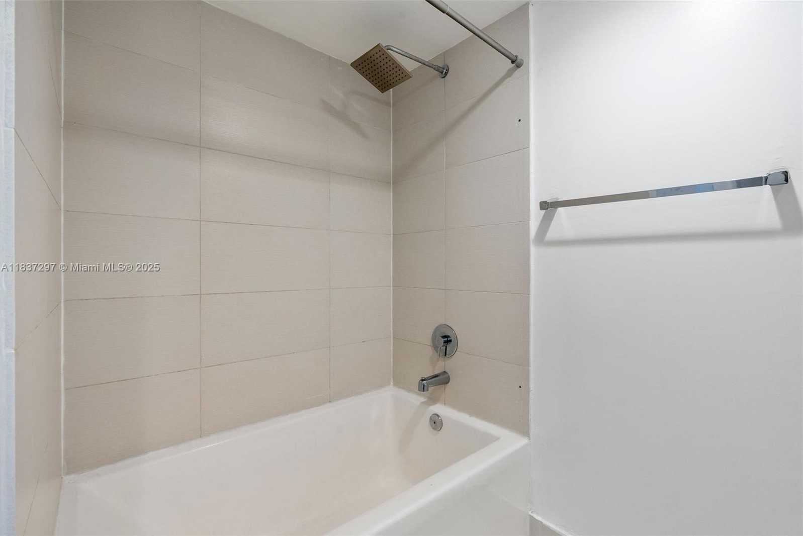 Small Image of 2602 EAST HALLANDALE BEACH BLVD #R1105, Hallandale Beach Number 24