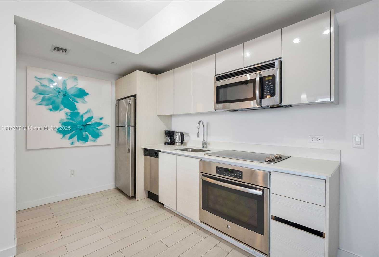 Small Image of 2602 EAST HALLANDALE BEACH BLVD #R1105, Hallandale Beach Number 7