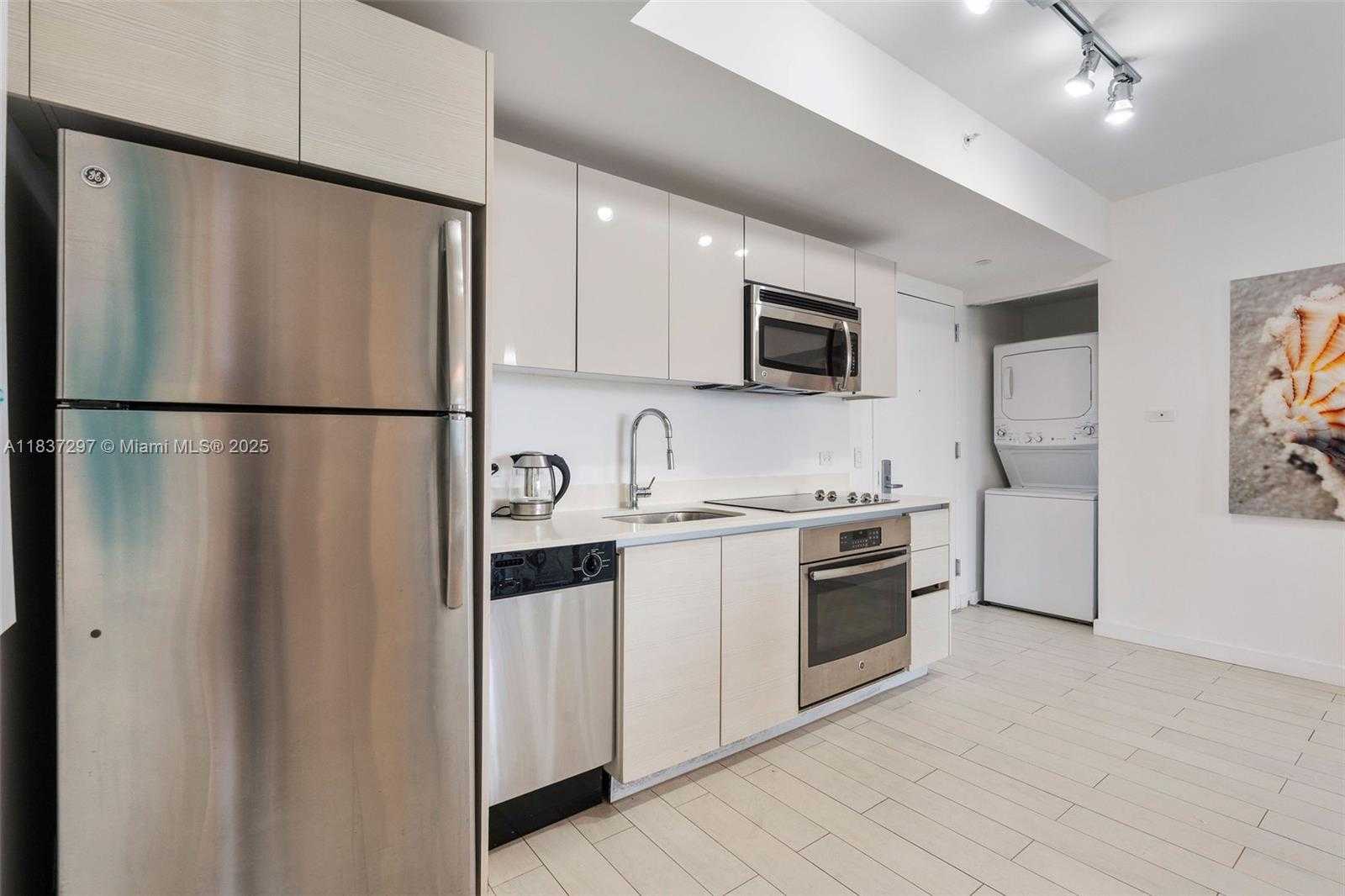 Small Image of 2602 EAST HALLANDALE BEACH BLVD #R1105, Hallandale Beach Number 8