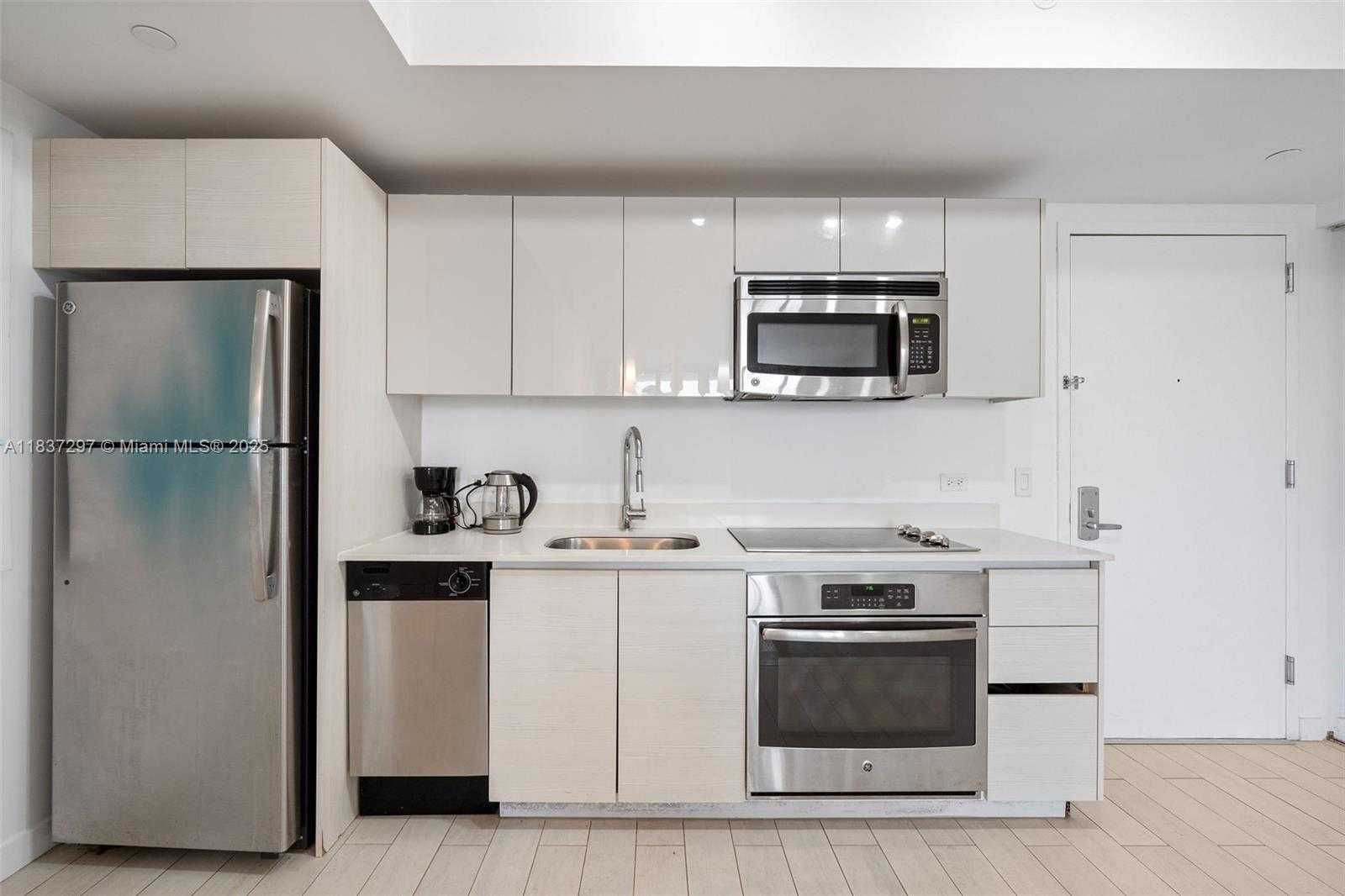 Small Image of 2602 EAST HALLANDALE BEACH BLVD #R1105, Hallandale Beach Number 9