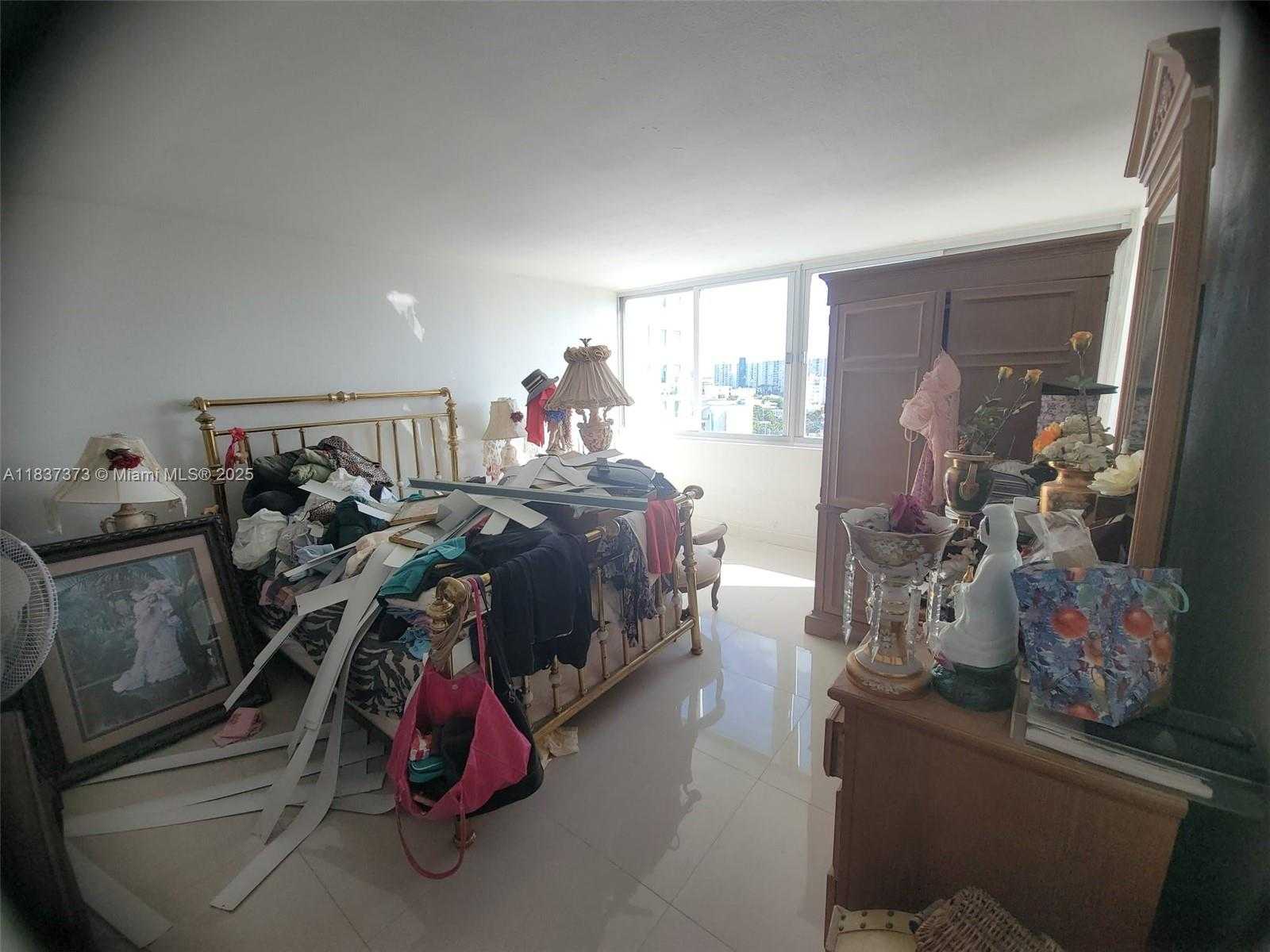 Small Image of 7135 COLLINS AVE #1035, Miami Beach Number 14