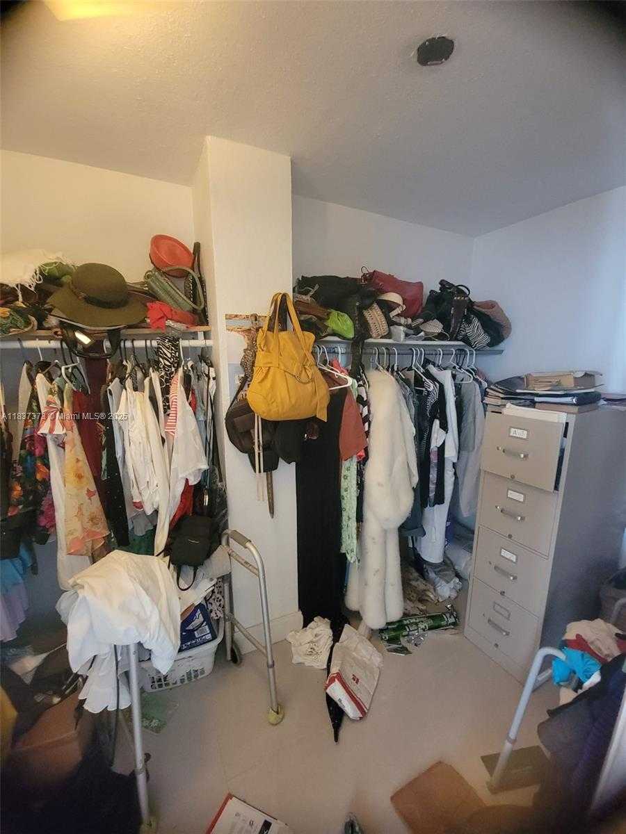 Small Image of 7135 COLLINS AVE #1035, Miami Beach Number 17