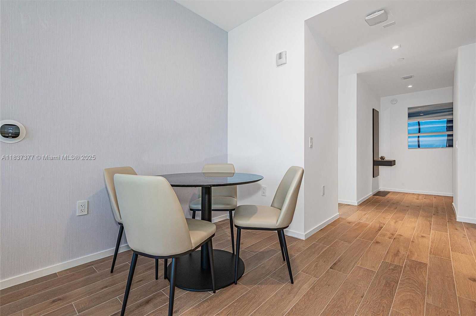 Small Image of 398 NORTH EAST 5TH ST #3711, Miami Number 10