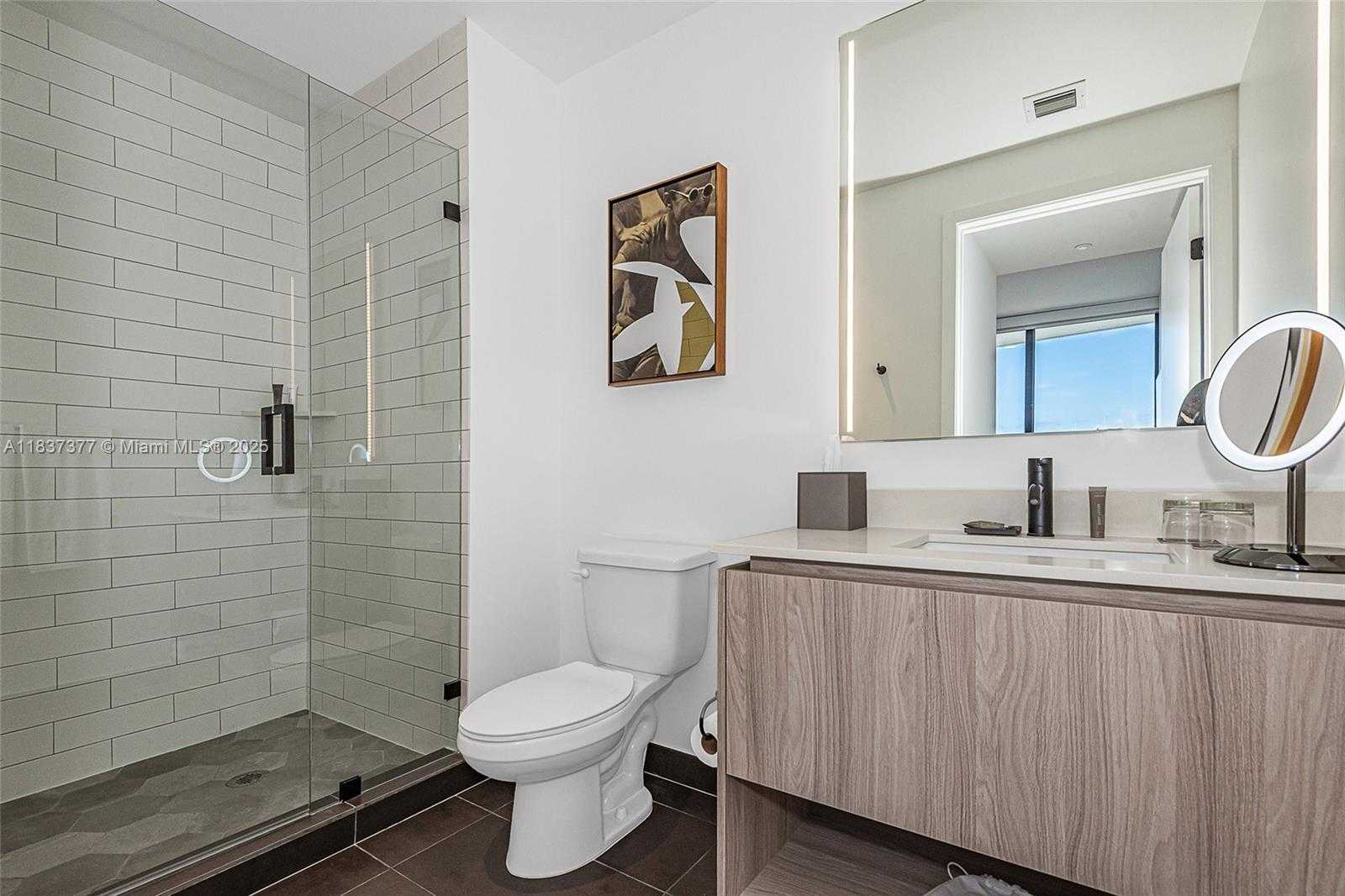 Small Image of 398 NORTH EAST 5TH ST #3711, Miami Number 26