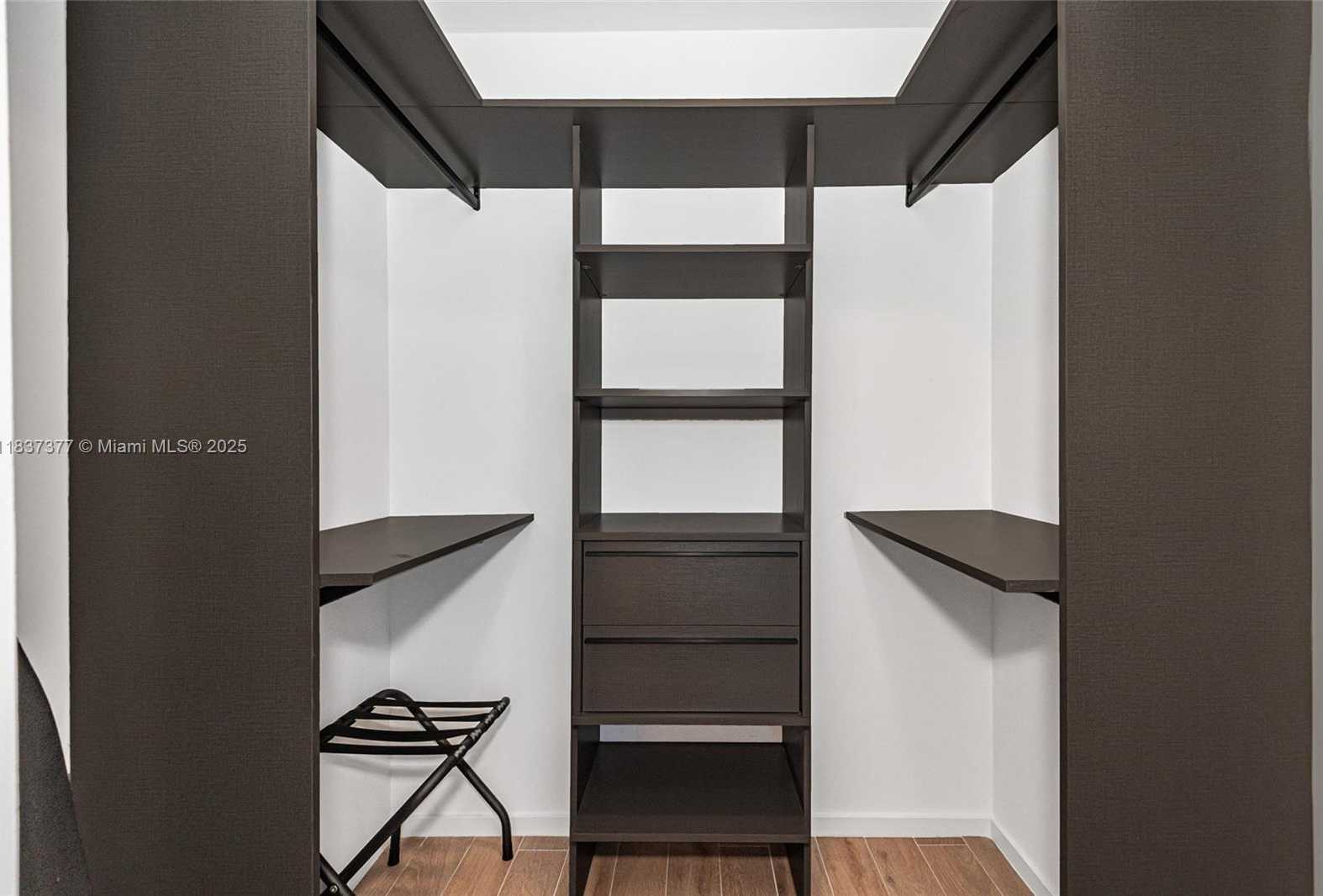 Small Image of 398 NORTH EAST 5TH ST #3711, Miami Number 27