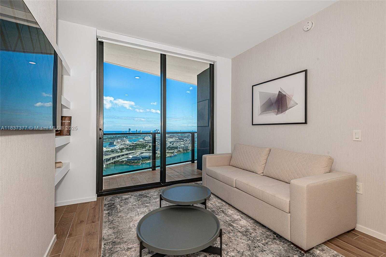 Small Image of 398 NORTH EAST 5TH ST #3711, Miami Number 3