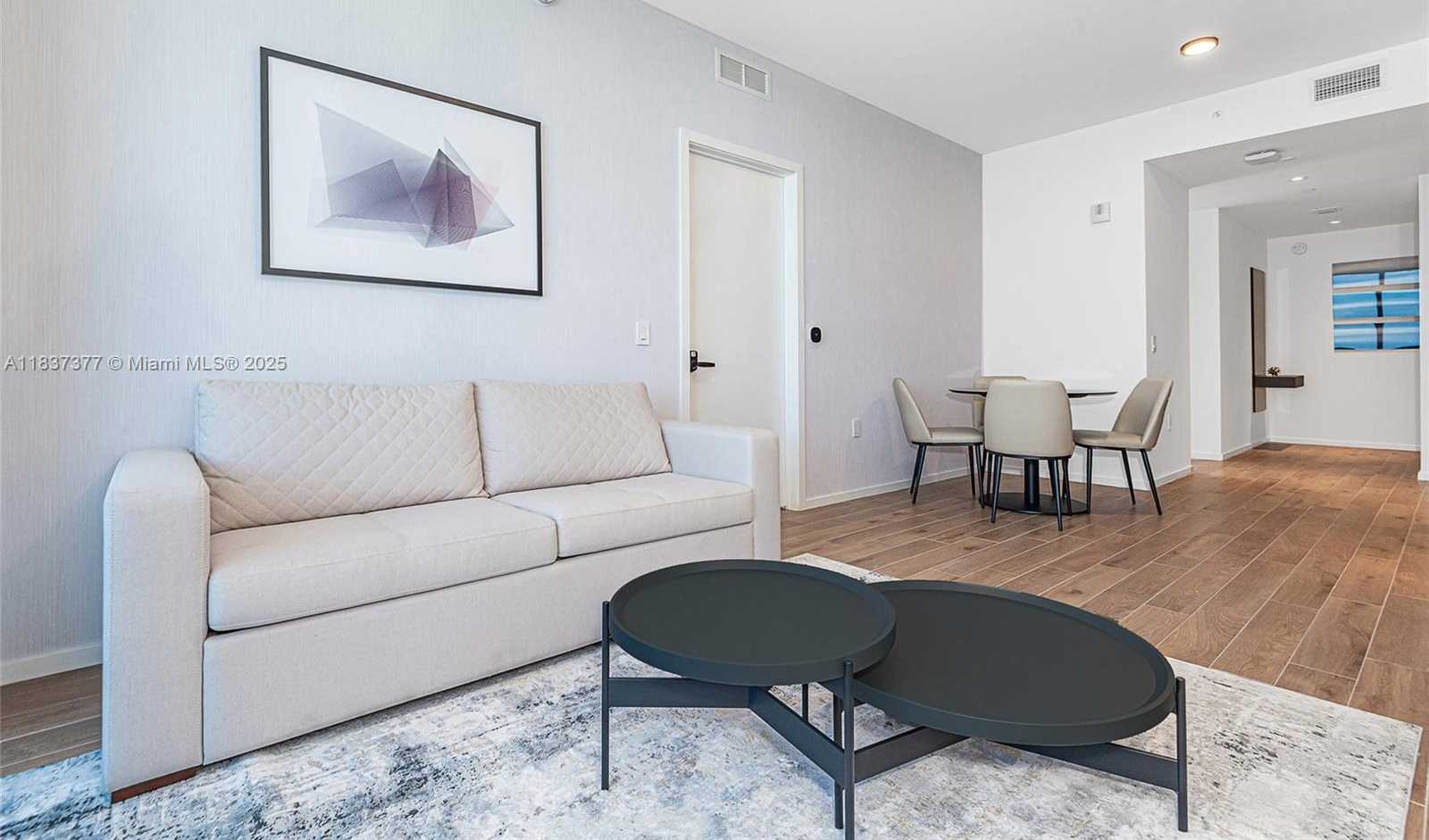 Small Image of 398 NORTH EAST 5TH ST #3711, Miami Number 6